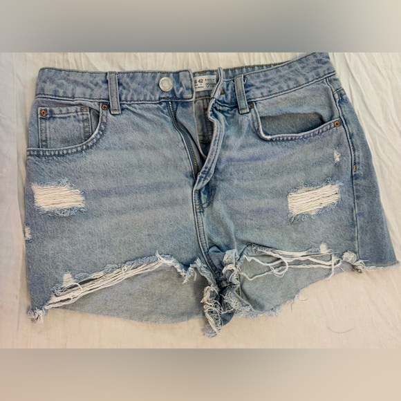 Primark Denim Co. Distressed Light Blue Denim Shorts - Size 6 - Picture 1 of 3